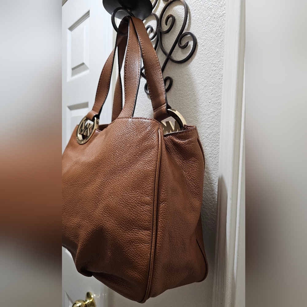 Michael Kors Large Caramel Brown Fulton East West Tote EUC 2 Callouts see pics - Picture 6 of 16